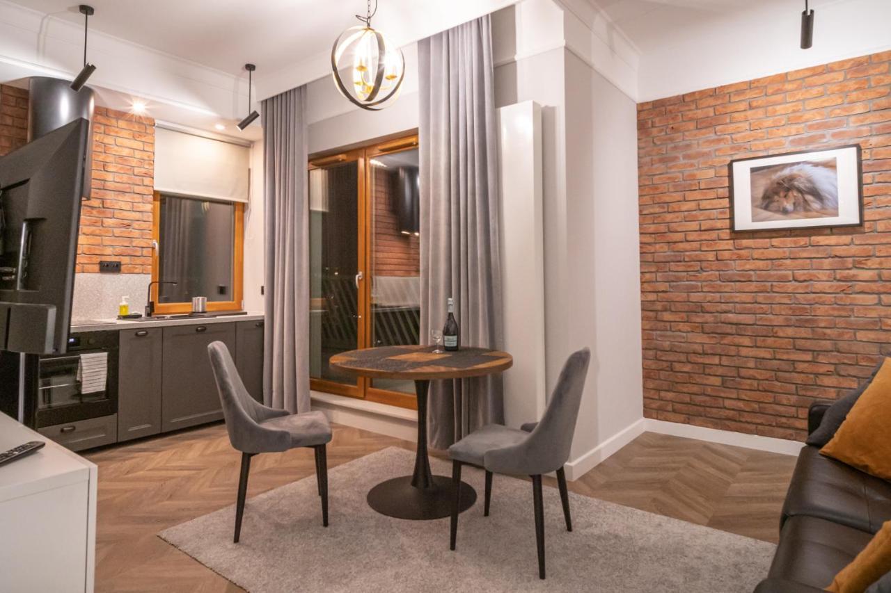 Labo Apartment Metro Mlociny Warsaw Exterior photo